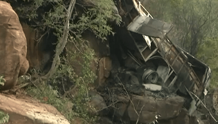 Several bodies retrieved from Limpopo bus crash