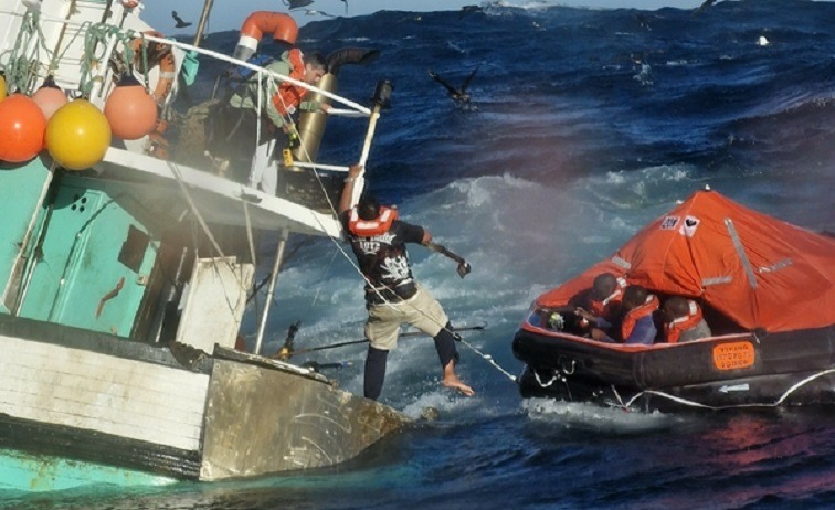 Fishing trawler sinks off Cape Town, no fatalities