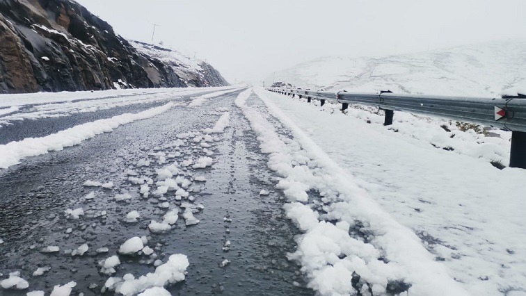 Eastern Cape motorists warned to be cautious after snowfall