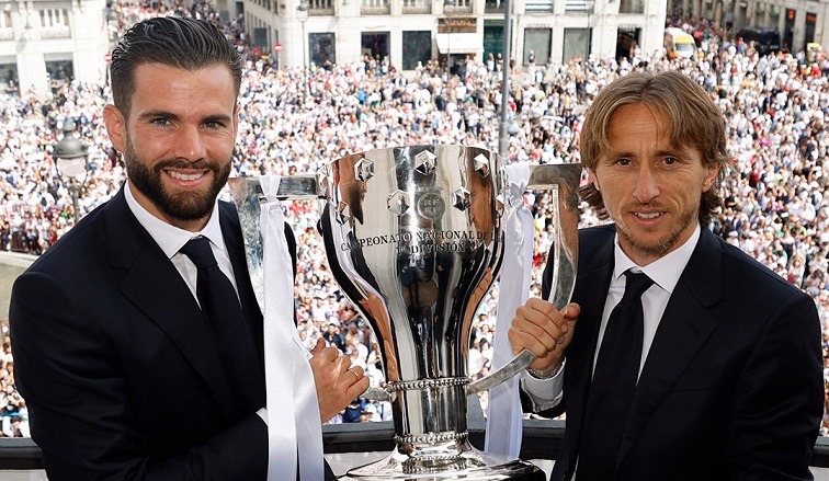 Real Madrid show off LaLiga trophy